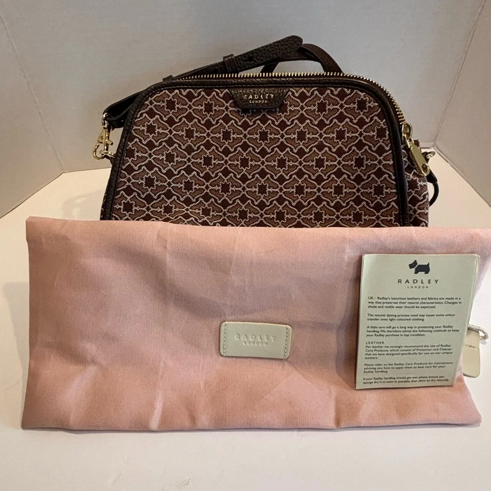 Radley London Dukes Place Crossbody Bag - Picture 2 of 9